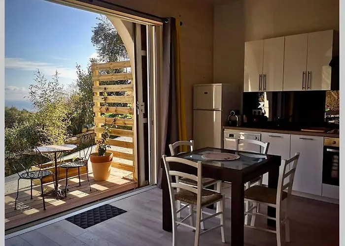 Gîte indépendant dans villa entre mer et maquis