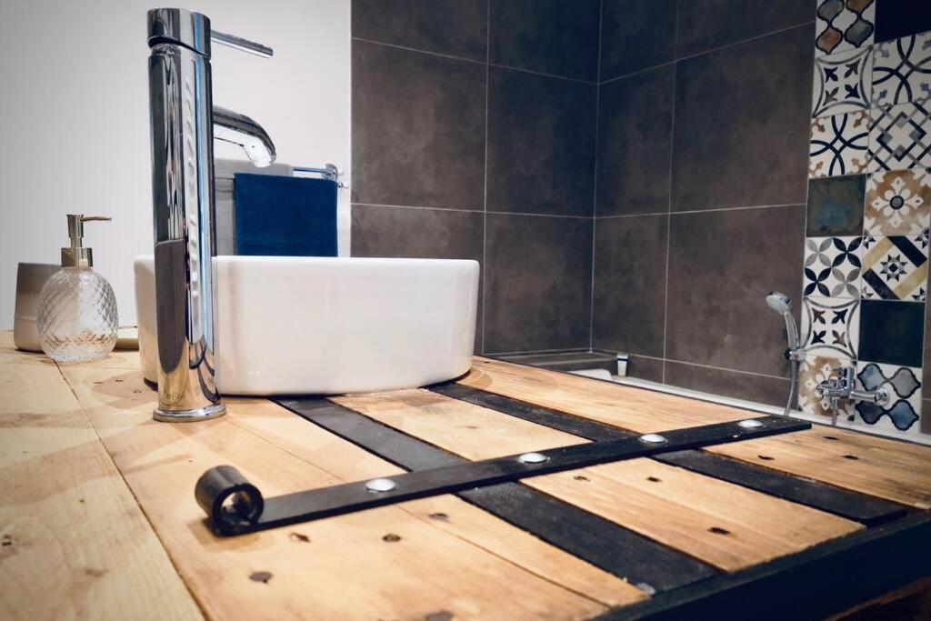 Indépendant Dans Entre Et Maquis Appartement